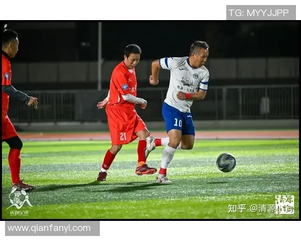 拉普拉塔与老男孩的精彩对决揭示足球战术与团队精神的较量